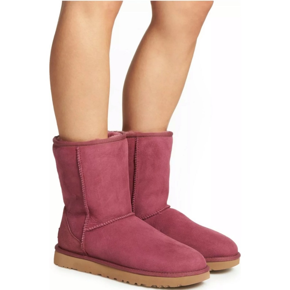 NWT UGG Purple Genuine Shearling Lined Boots - Picture 2 of 7